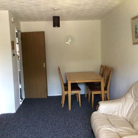 Cool And Cosy Apartment Brandon  Exterior photo